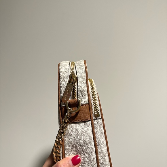 Michael Kors crossbody bag - Picture 4 of 4